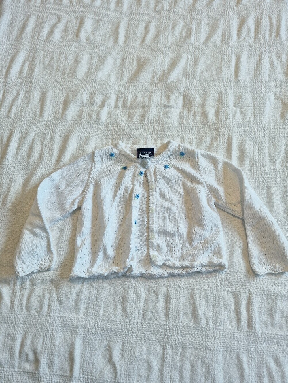 Rugged Bear girls size 3/4 white cardigan tiny blue flowers VGUC